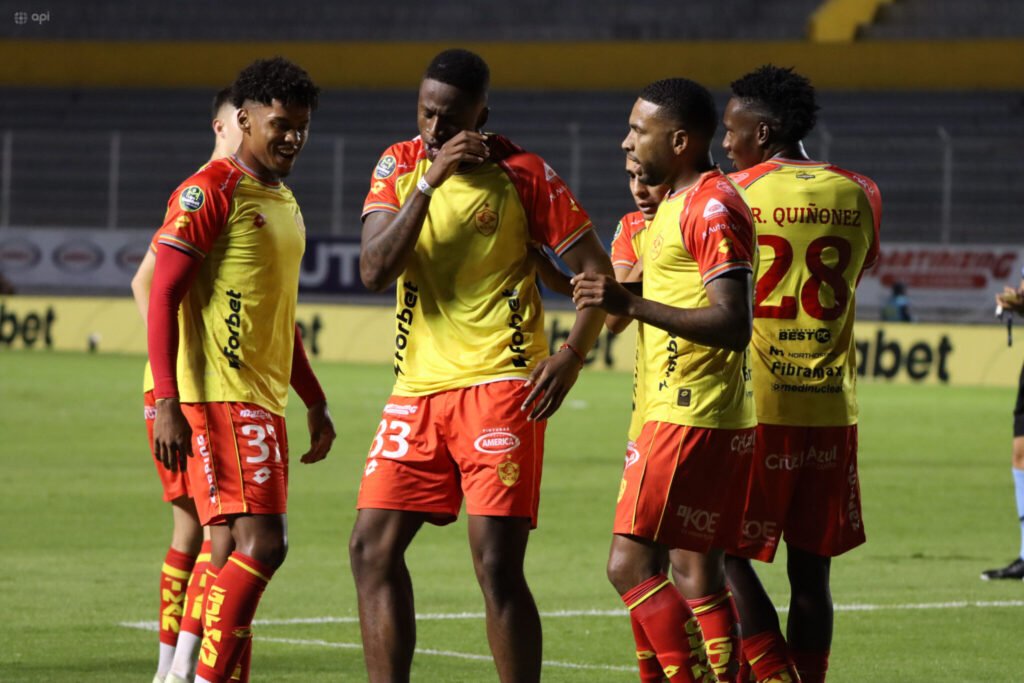 FBL LIGAECUABET AUCAS VS MANTA