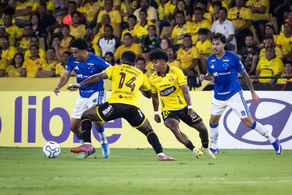 Barcelona SC vs Cruzeiro