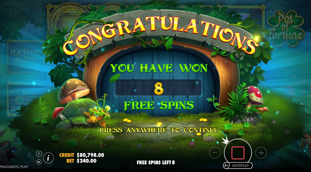Pot of Fortune - Eight free spins award screen before the bonus round begins.