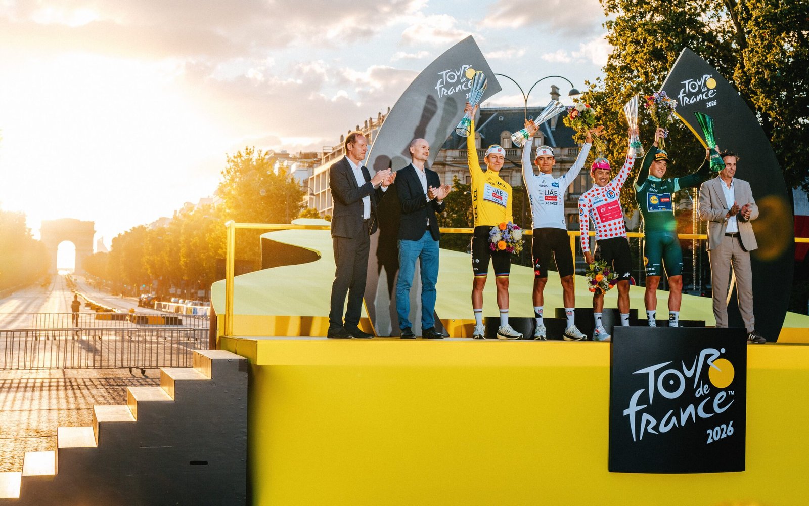 Richard Carapaz Tour de France 2026 Mountain King