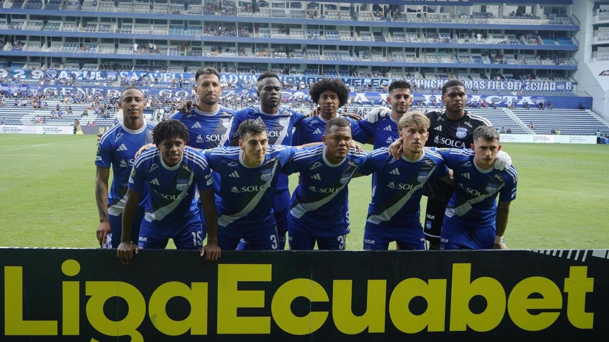 Emelec vs Técnico Universitario