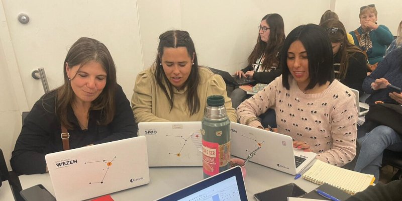 Teacher jobs Ecuador 2026