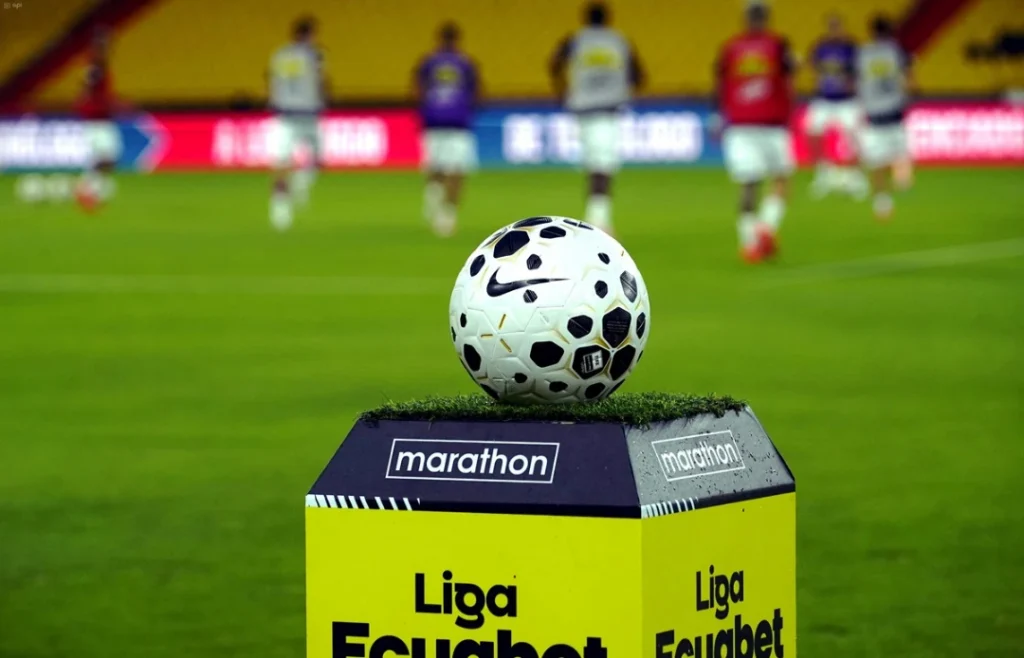 LigaPro 2027 format