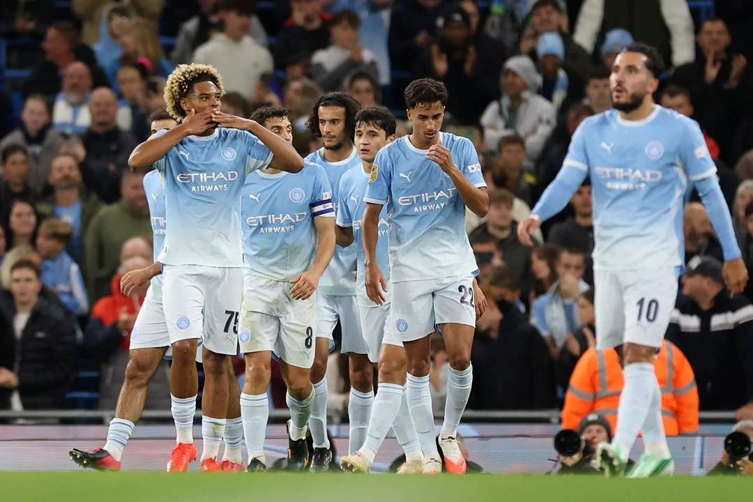 Manchester City thrash Norwich